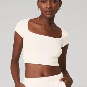 NWT Alo Beachside Terry Short Sleeve Ivory